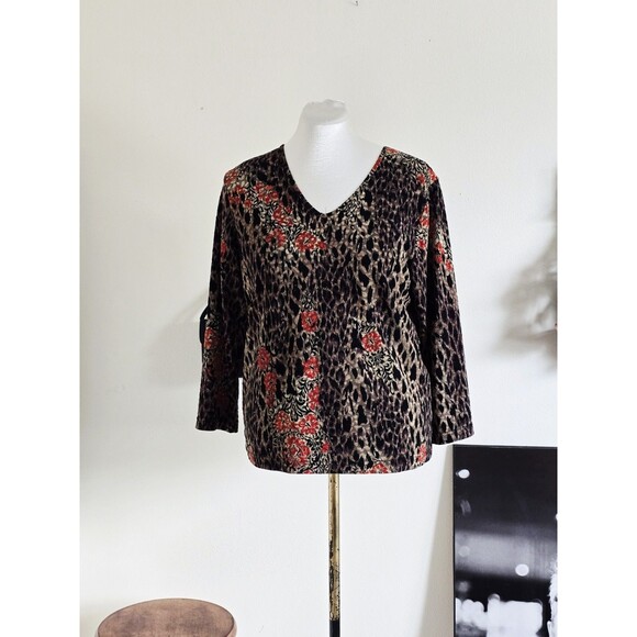 Vintage Tops - Vintage Y2K Cheetah Leopard Floral V Neck Long Sleeve Slinky Tee T-shirt L